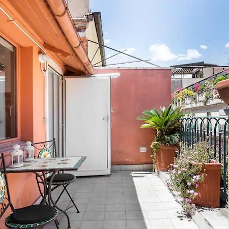 Terrazzo Frattina Apartment Рим Екстериор снимка