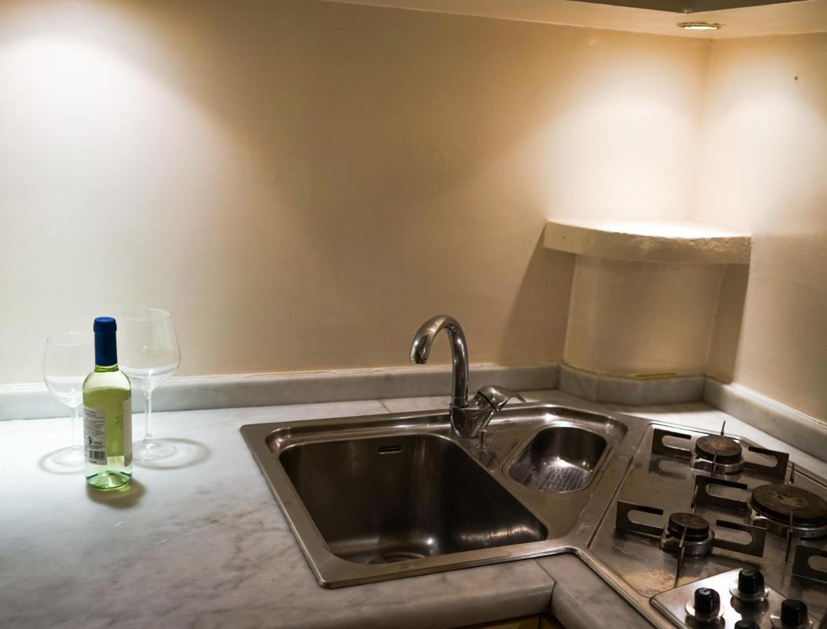 Terrazzo Frattina Apartment Рим Екстериор снимка