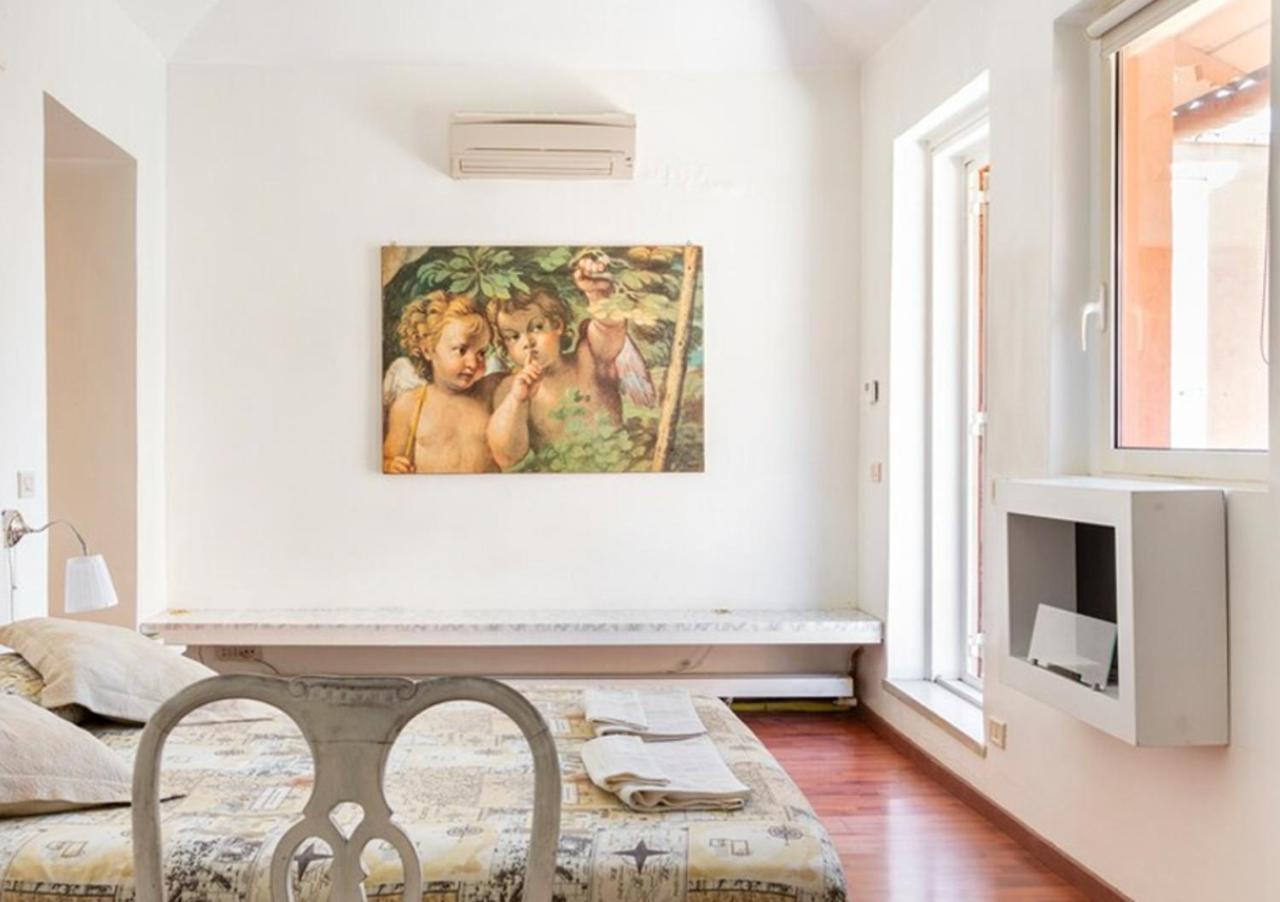 Terrazzo Frattina Apartment Рим Екстериор снимка